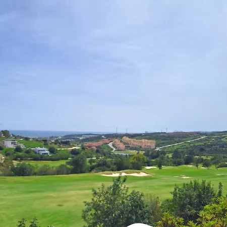 Noctua 1st Line Golf Valle 004 Apartament *